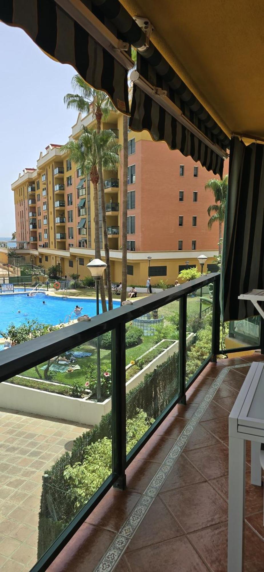 Apartamento Cozy Inns Beach 토레몰리노스 외부 사진